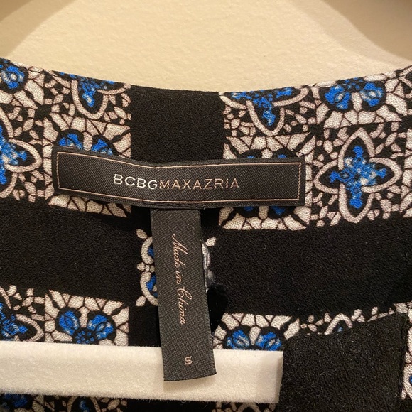 BCBG MaxAzria patterned black tunic - Picture 4 of 5